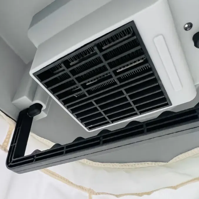 Customer photo shared by Peter: the warm-air vent on the underside of the AirdrobeX
